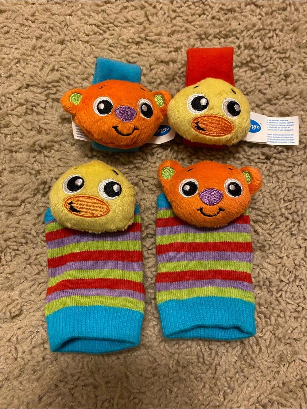 Playgro Plush Baby Rattle foot finder socks and wrist rattle set!